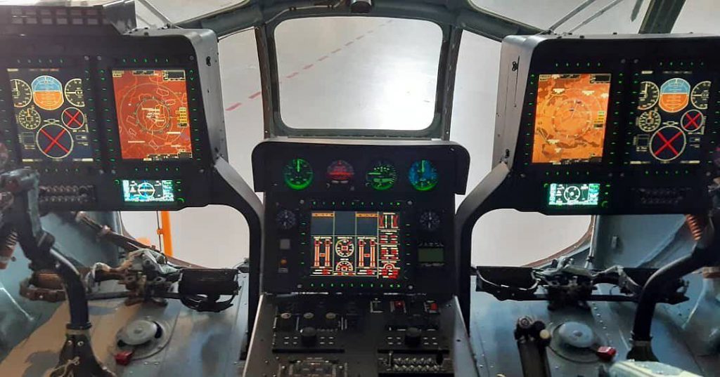 Нова панель кабіни пілотів вертольота Мі-8МСБ розробки "Мотор-Січ". 2019 рік