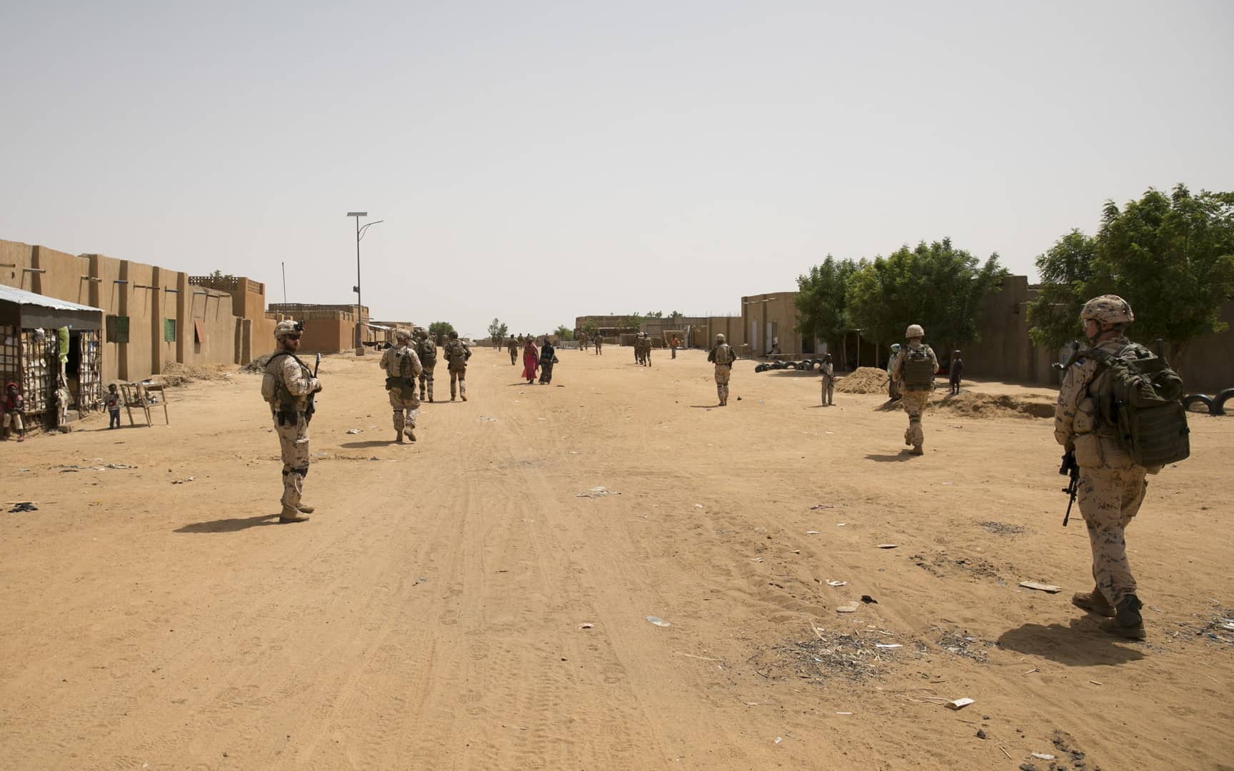 Естонські військові у Малі під час патрулювання