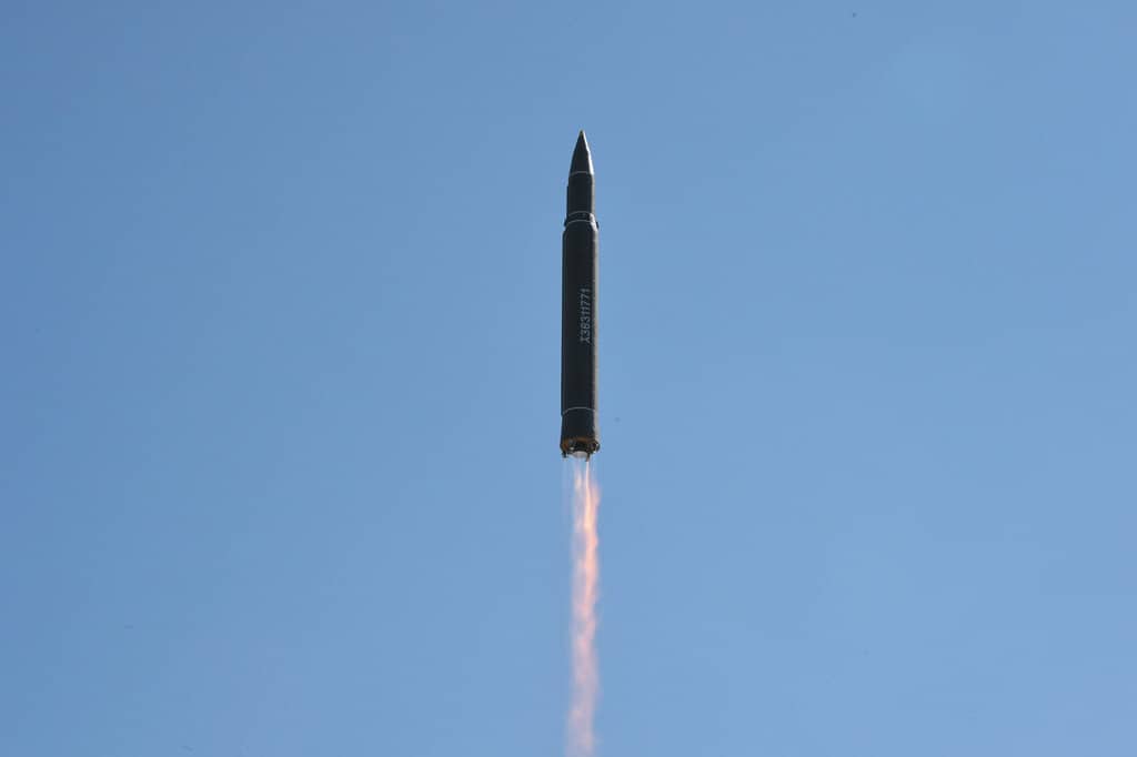 Запуск Hwasong-14