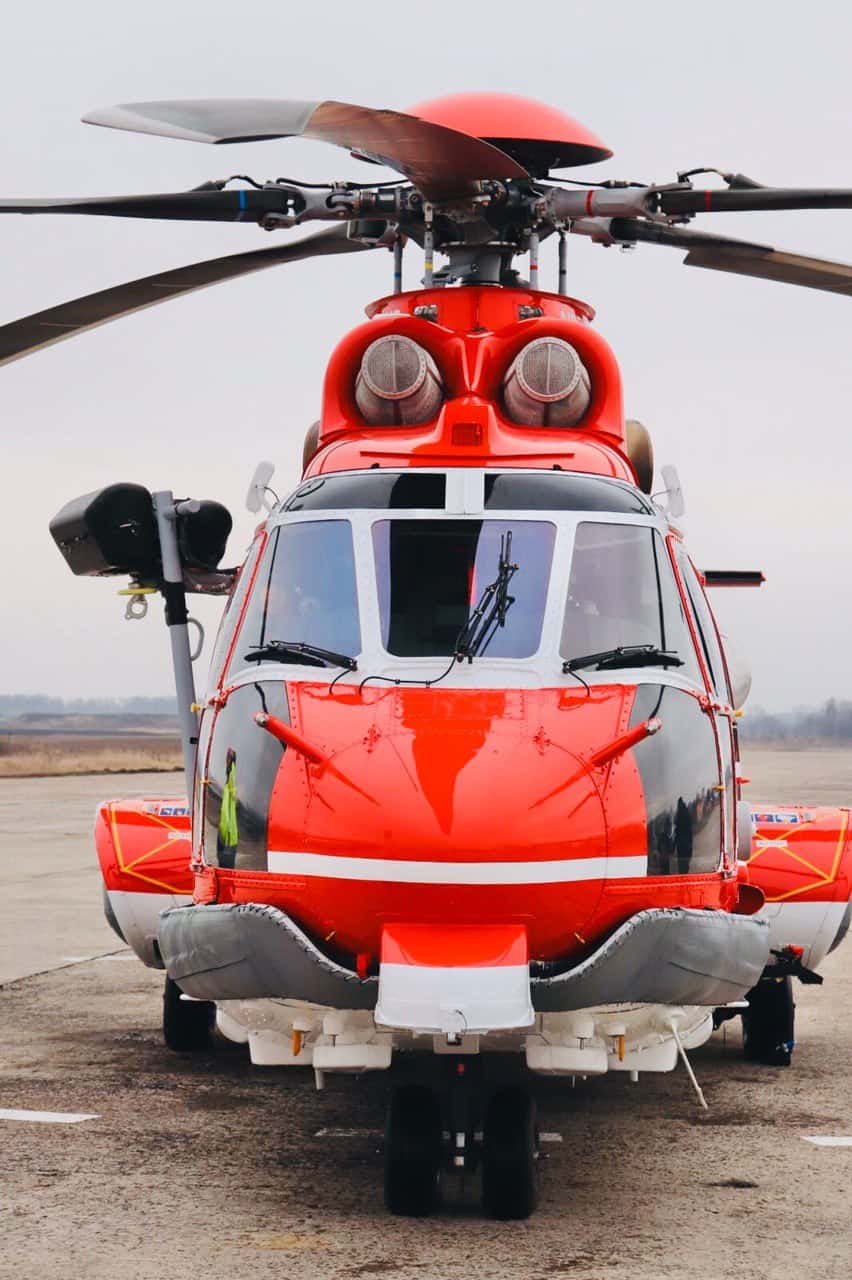 Лебідка на гелікоптері H225 ДСНС з бортовим номером "55"