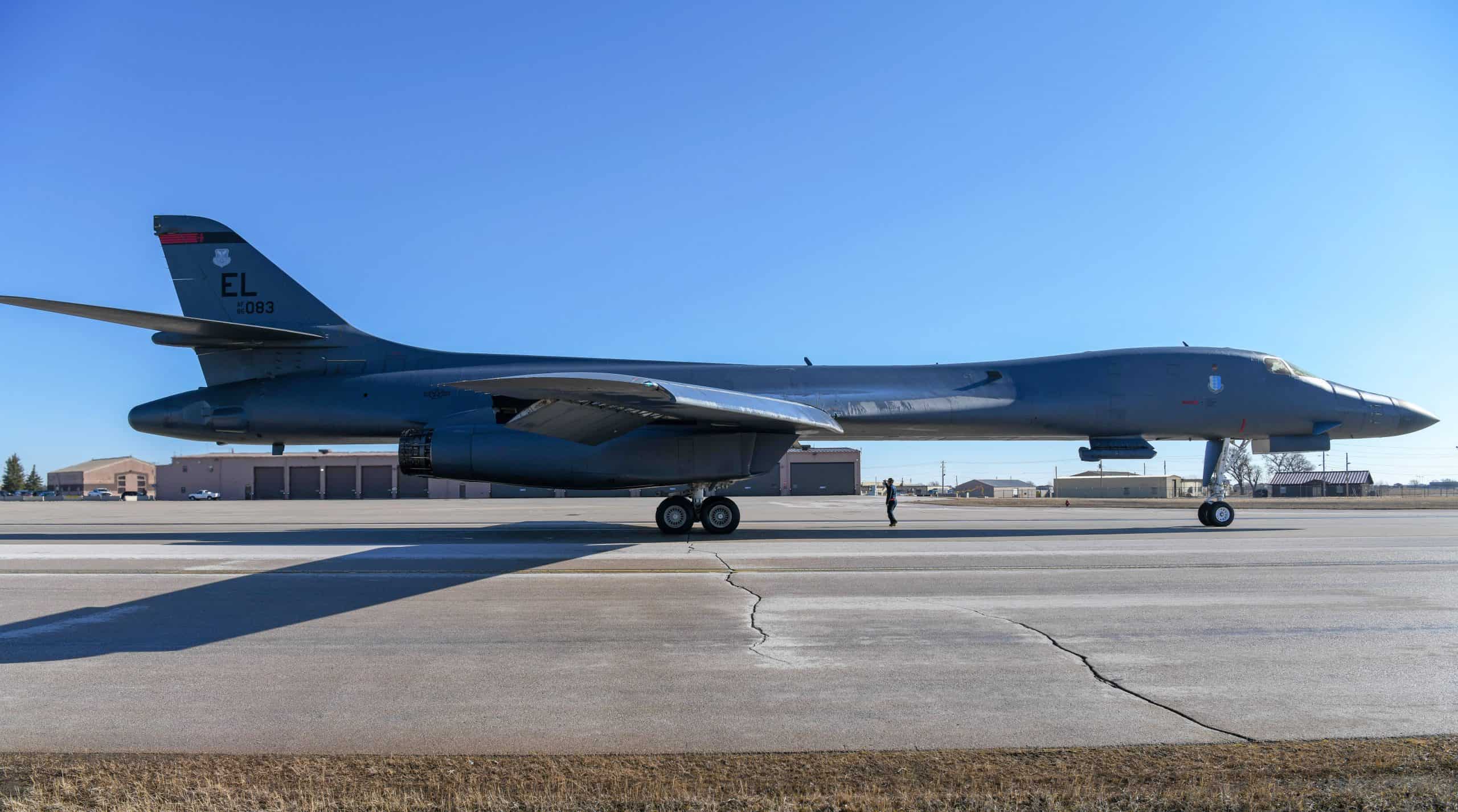 Бомбардувальник B-1 Lancer. Фото: Натан Нейдхардт. Березень 2020 року