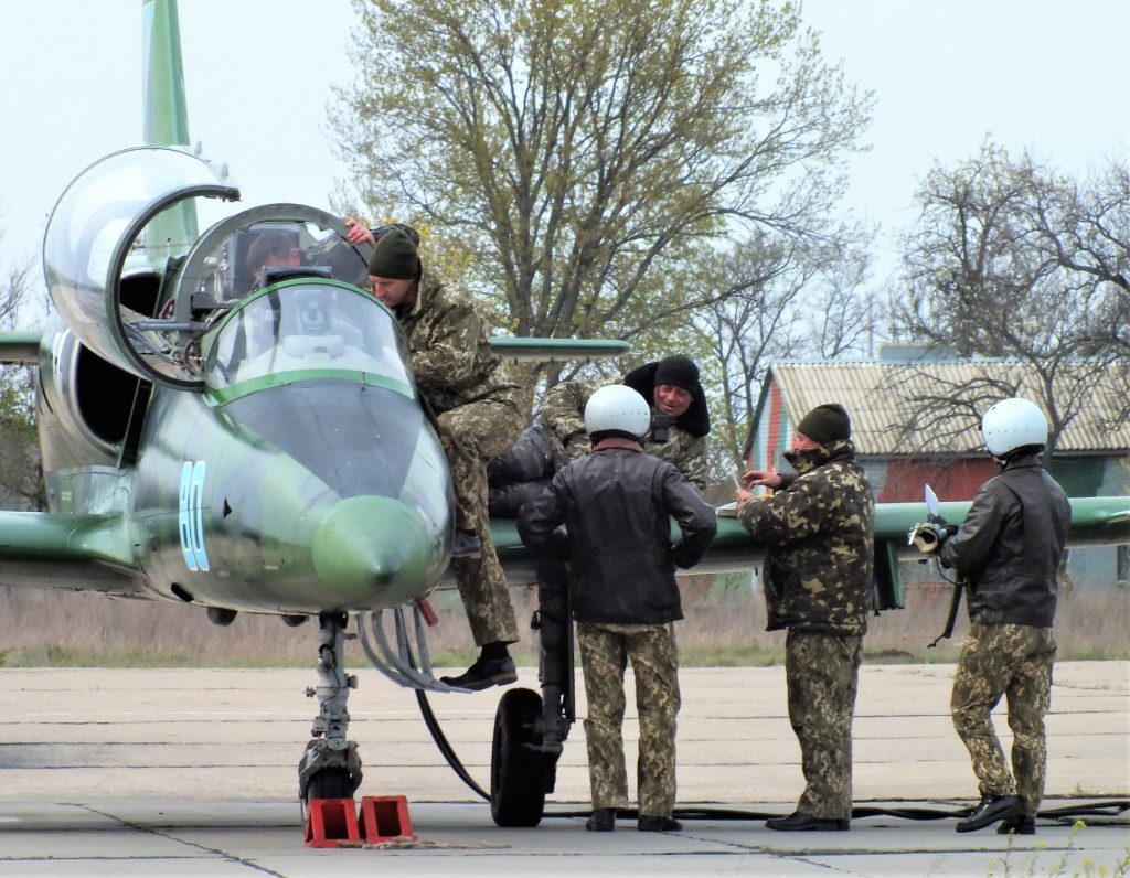 Л-39 «Альбатрос» навчально тренувальний літак ПС ЗСУ. Фото: 299 бригада тактичної авіації. Квітень 2020