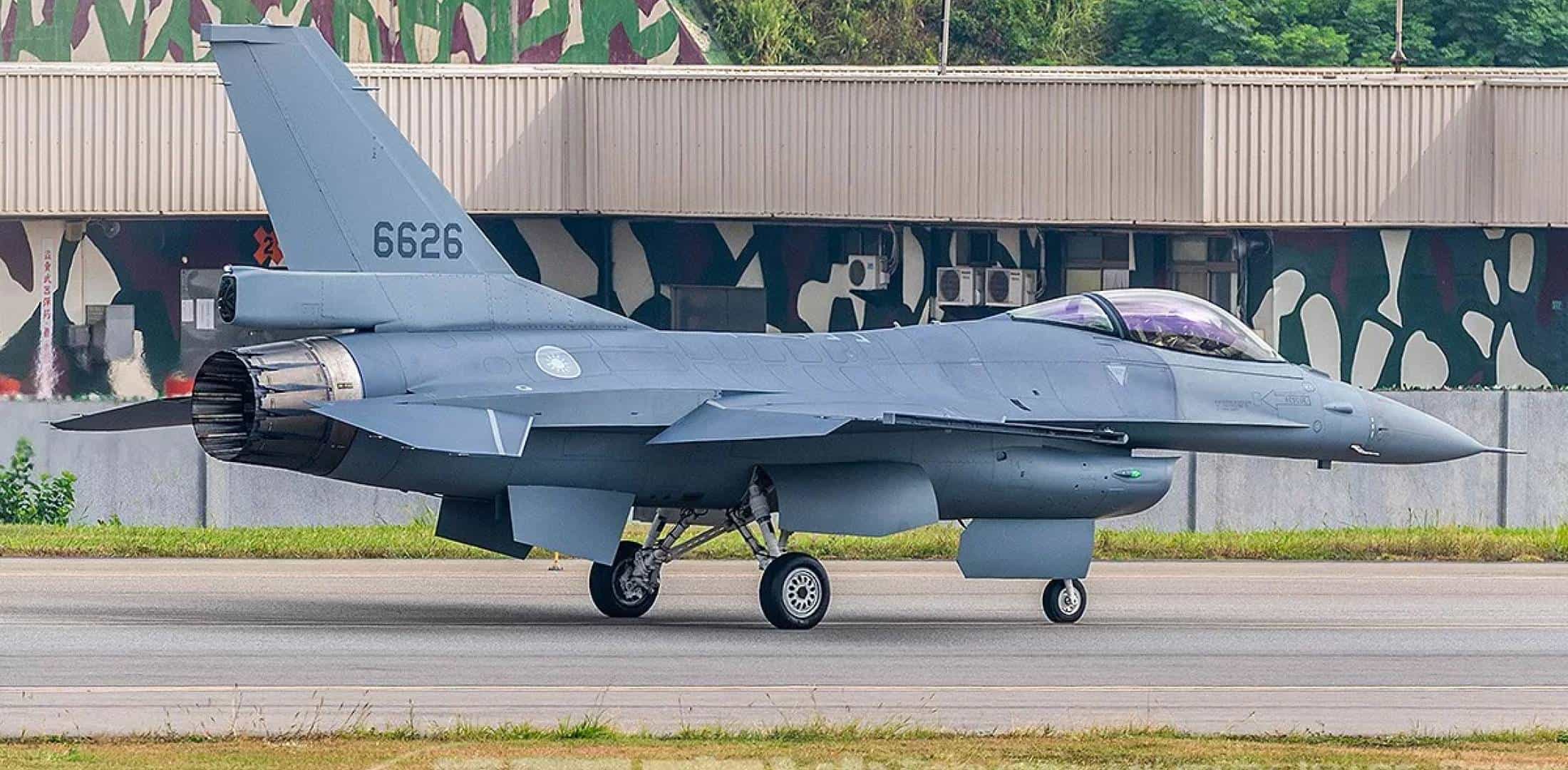 Багатоцільовий літак F-16 ВПС Тайваню