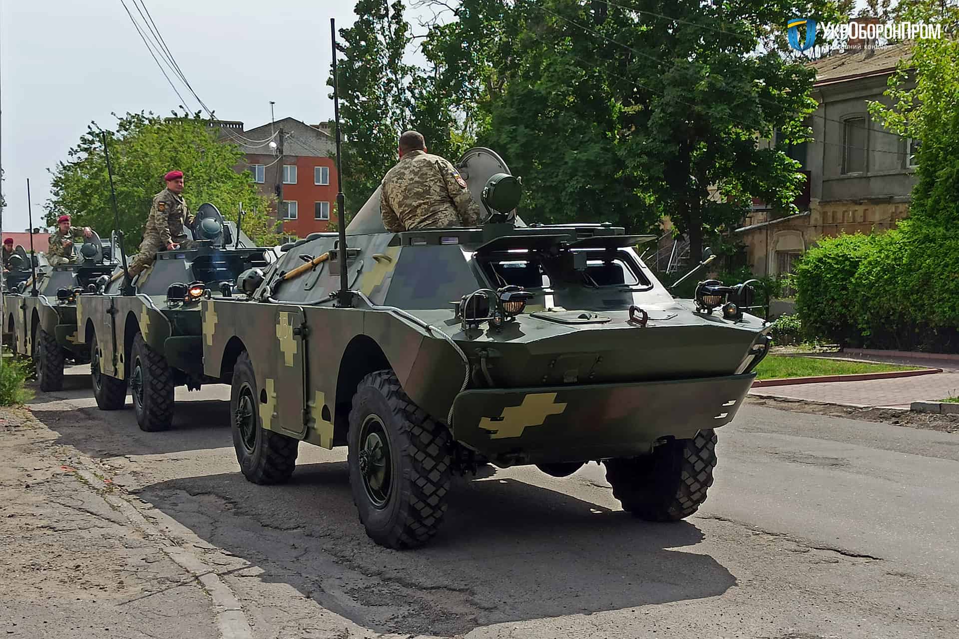 Николаевский бронетанковый. БРДМ-2л1. БРДМ-2. БРДМ-2 ВСУ Украины. БРДМ-1 ВСУ.