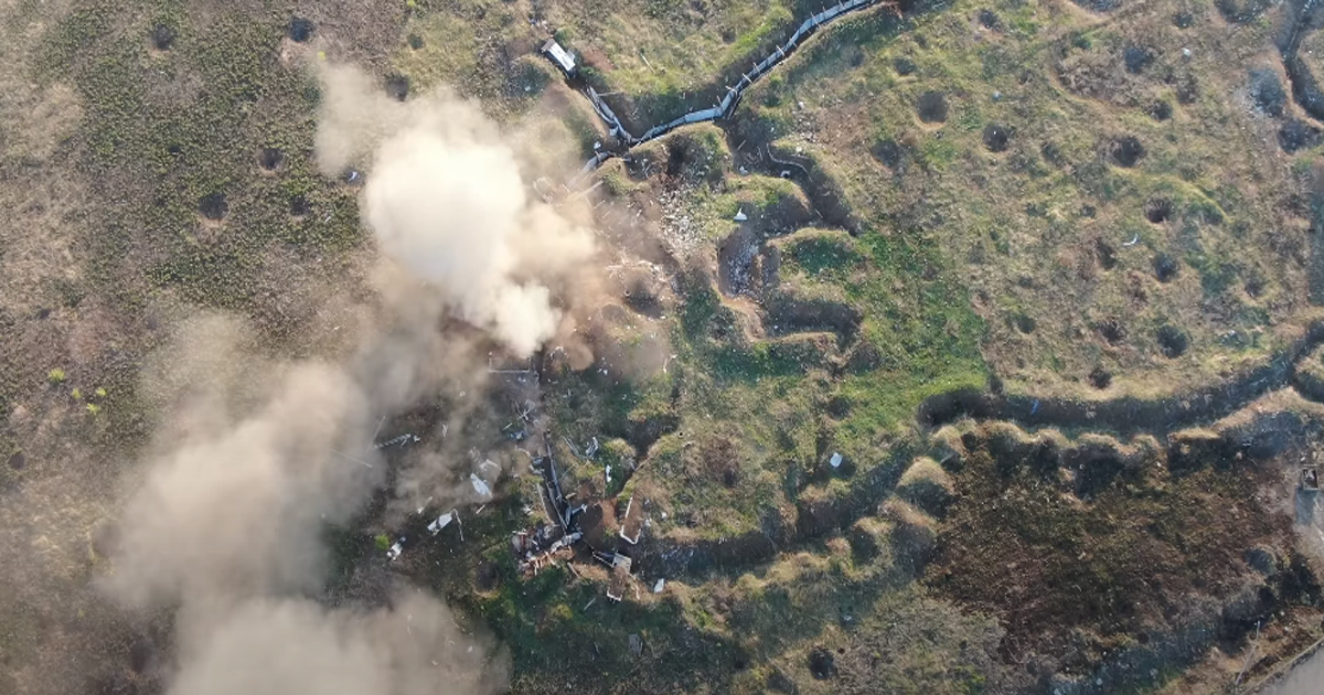 Кадр з відео обстрілу позицій бойовиків.