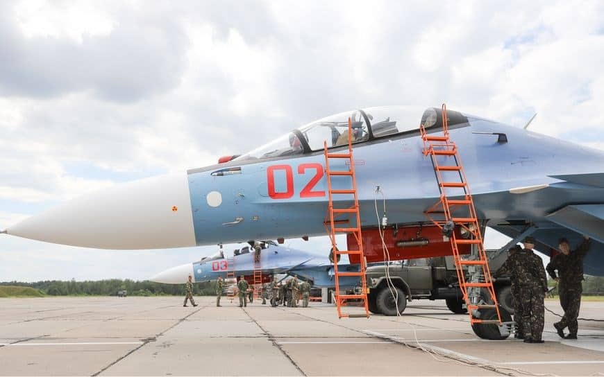 Винищувачі Су-30СМ ВПС Білорусі. Фото: Белта