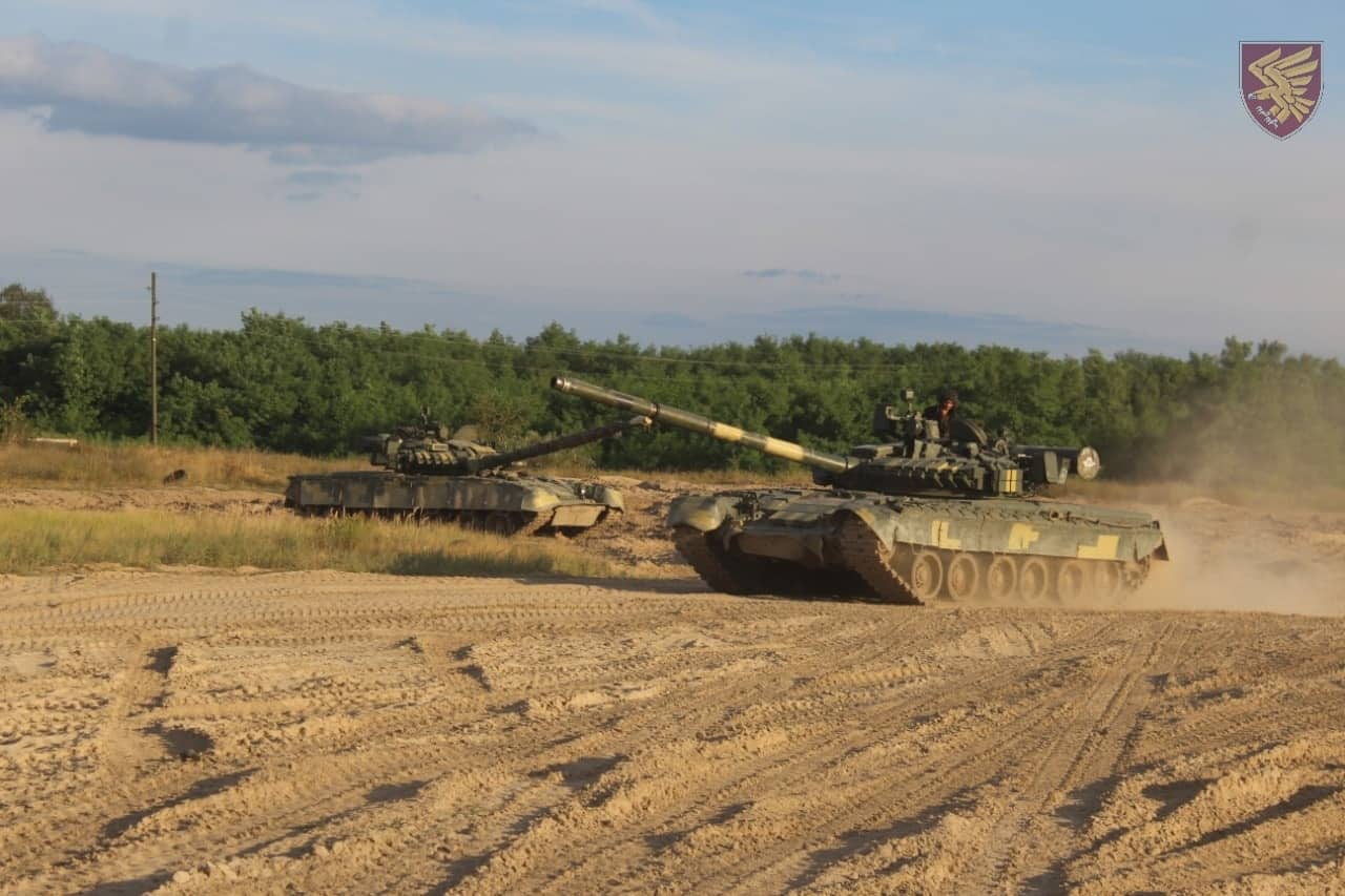 Танки Т-80БВ. Вересень 2020. Фото: 95 ОДШБр