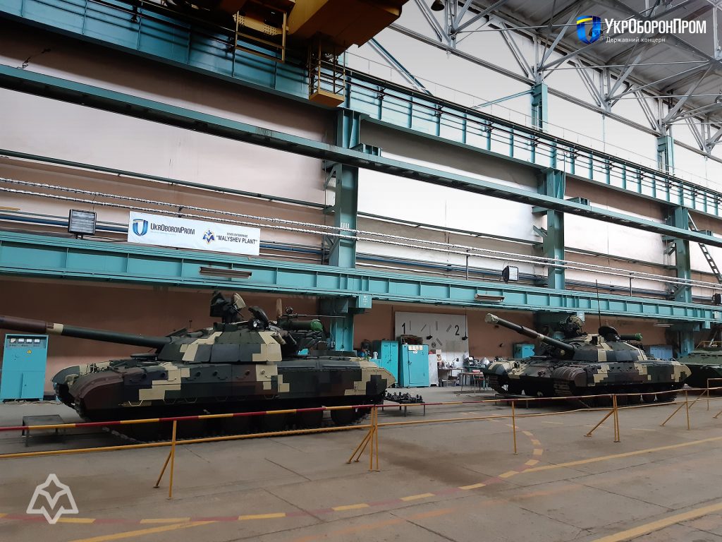 Чергова партій модернізованих танків "Булат" для ЗСУ. Жовтень 2020. Фото: Укроборонпром