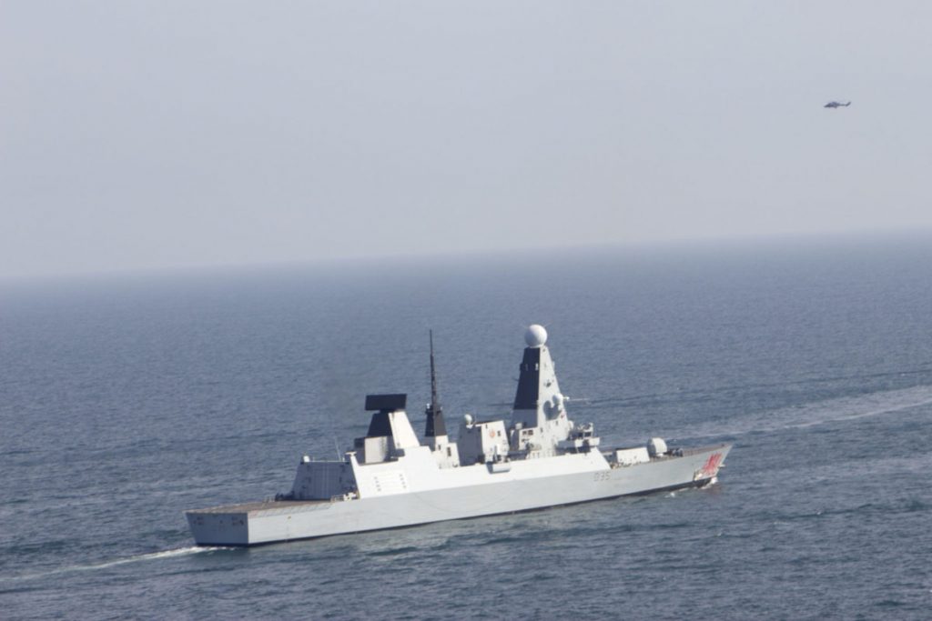 Катери ВМСУ тренувалися з есмінцем Британії «Dragon». Жовтень 2020. Фото: АмріяInform