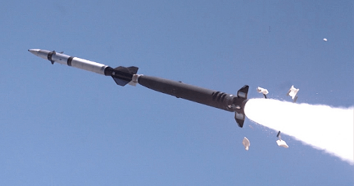 Новейшая высокоточная гиперзвуковая ракета. ПТРК Гермес. Гермес ракетный комплекс. Ракета старт. Многоцелевой ракетный комплекс «Гермес».