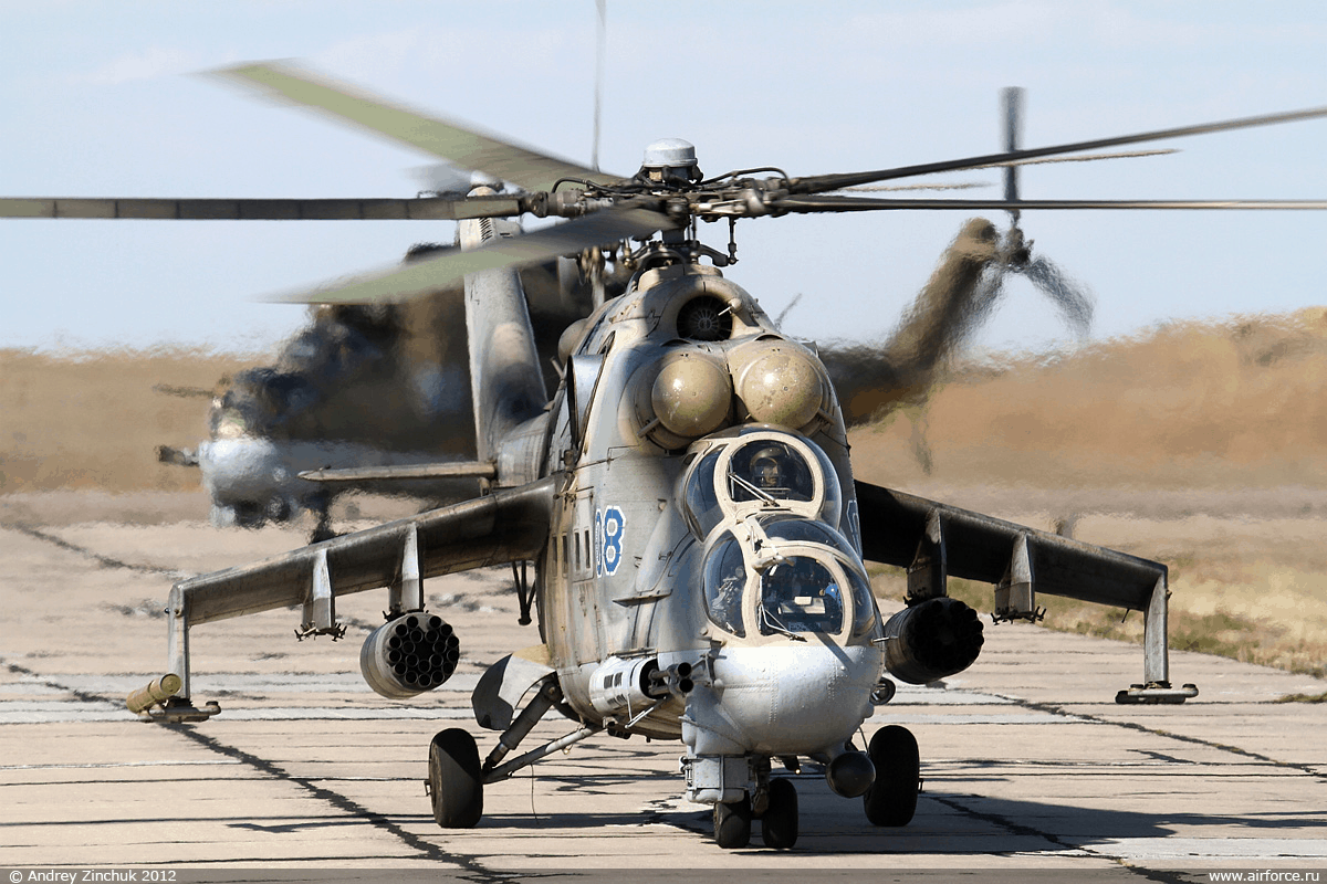 Ударний гелікоптер Мі-24П на озброєнні ЗС Росії
