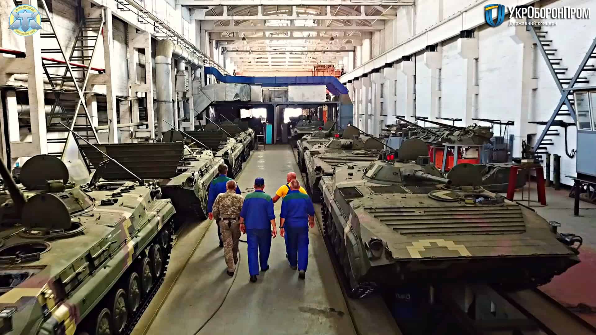 Бойові машини піхоти перед передачею Міністерству оборони України