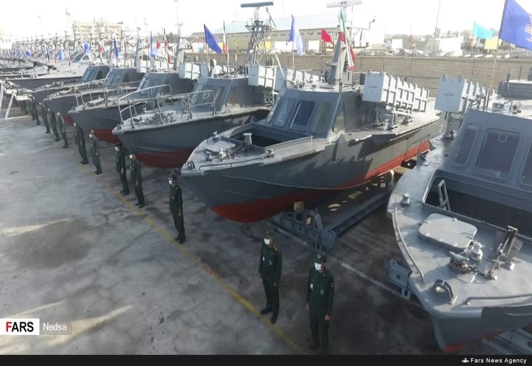 Іранські швидкісні катери з керованими ракетами