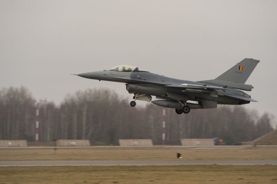 F-16 ВПС Бельгії у Мальборку (Польща, 2015)