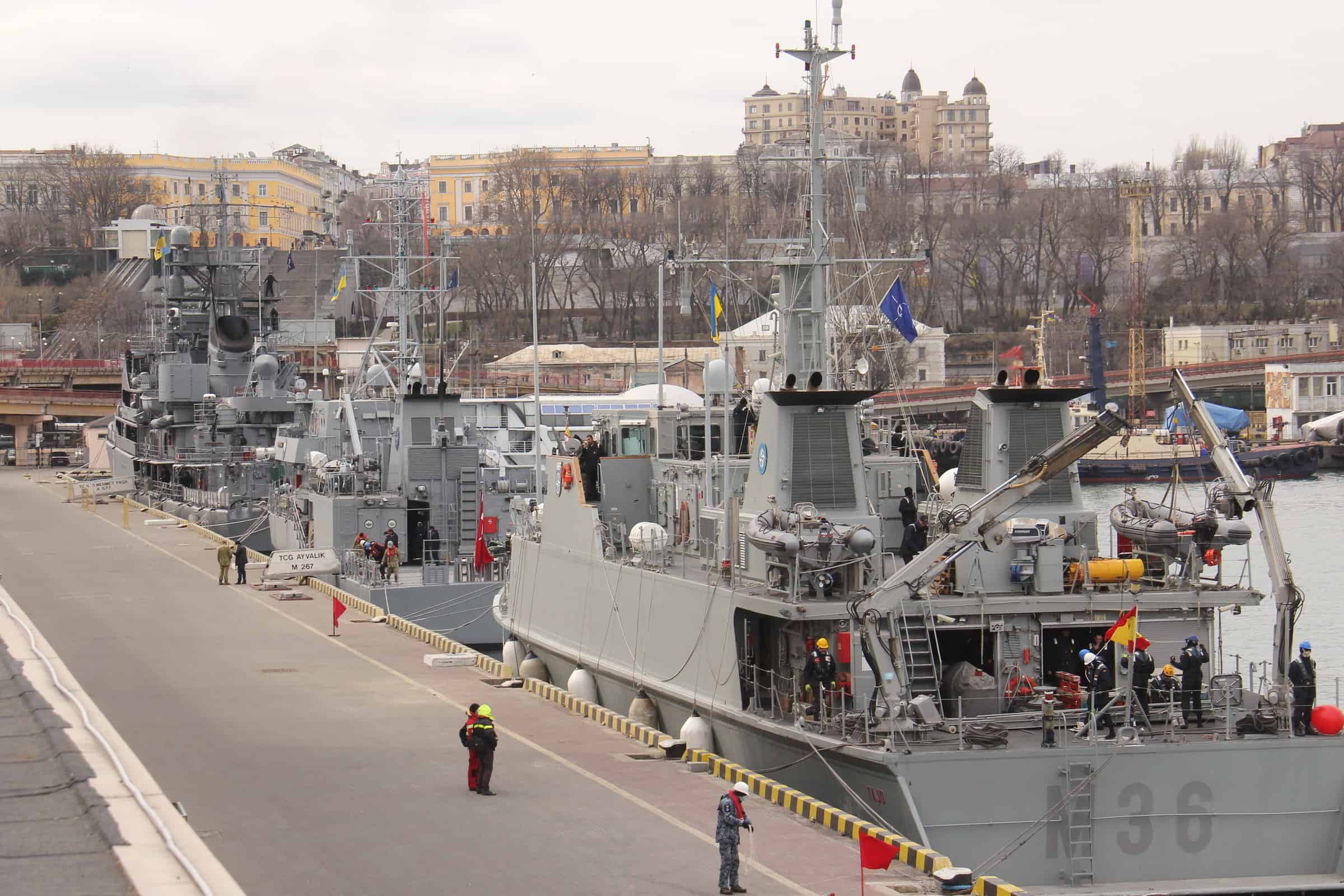 Кораблі 2-ї постійної протимінної групи НАТО SNMCMG2 10 березня 2021 року в Одесі