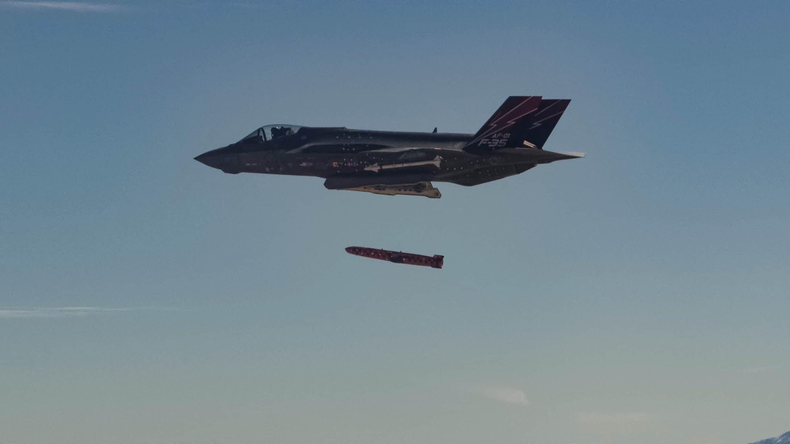 F-35 відстріляв ракетами JSM