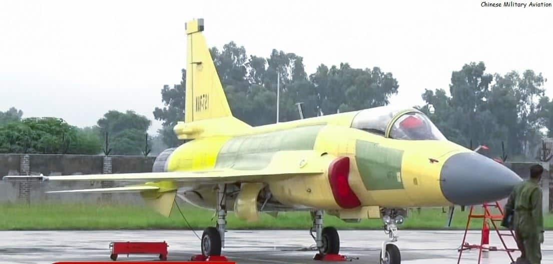 Багатоцільовий винищувач JF-17N Thunder Повітряних сил Нігерії на випробуваннях