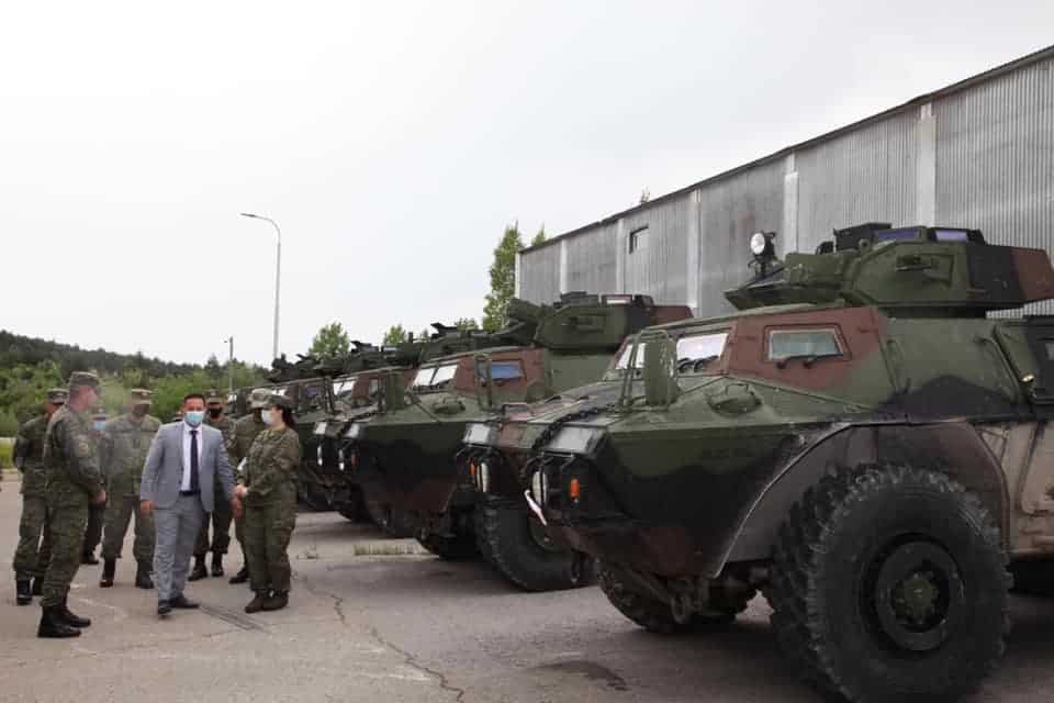 Бронетранспортери M1117 передані США Косово