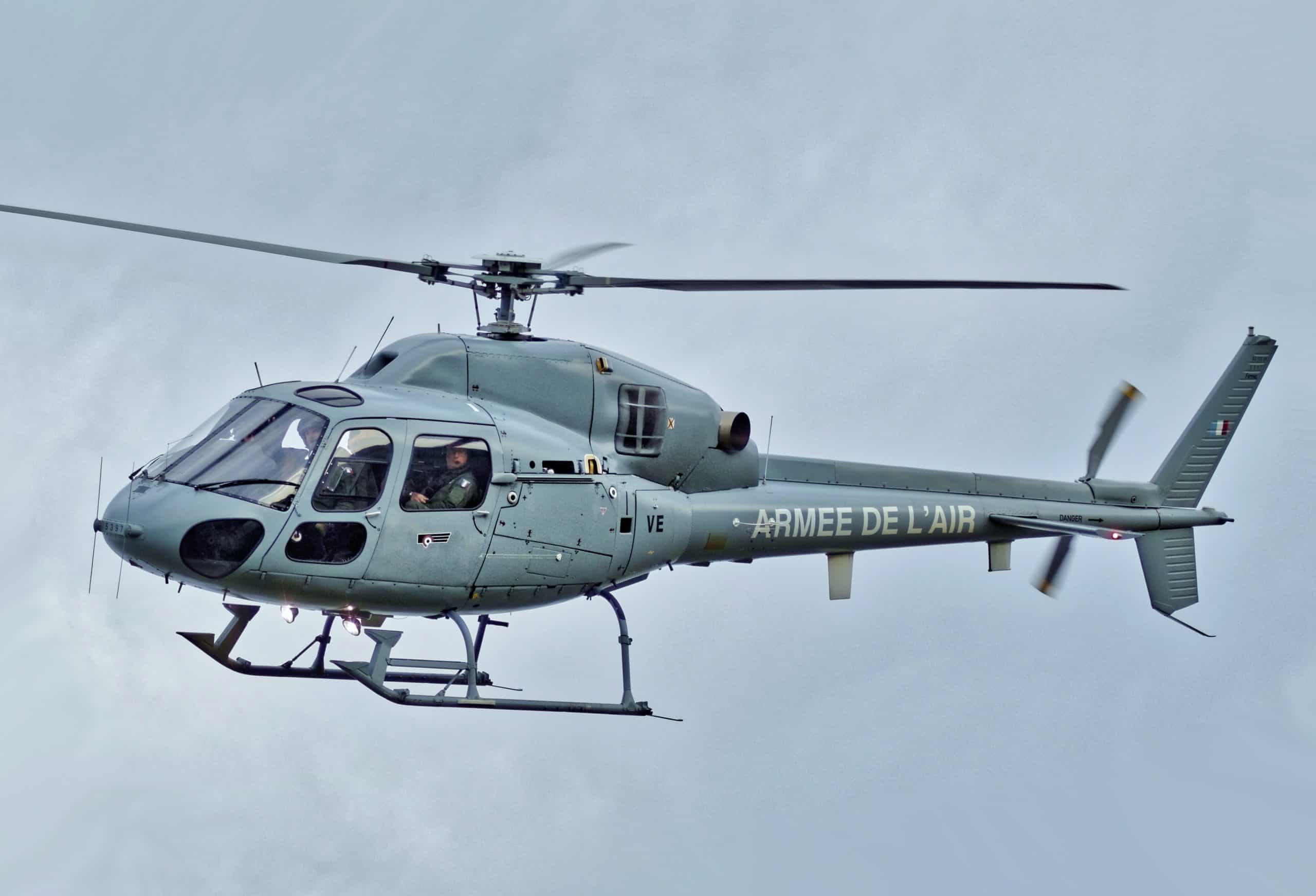 Французький гелікоптер Eurocopter AS550 Fennec
