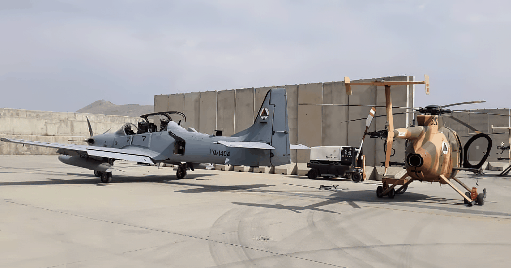 Літак A-29 «Super Tucano» Афганської армії покинутий в аеропорті Кабула. Серпень 2021
