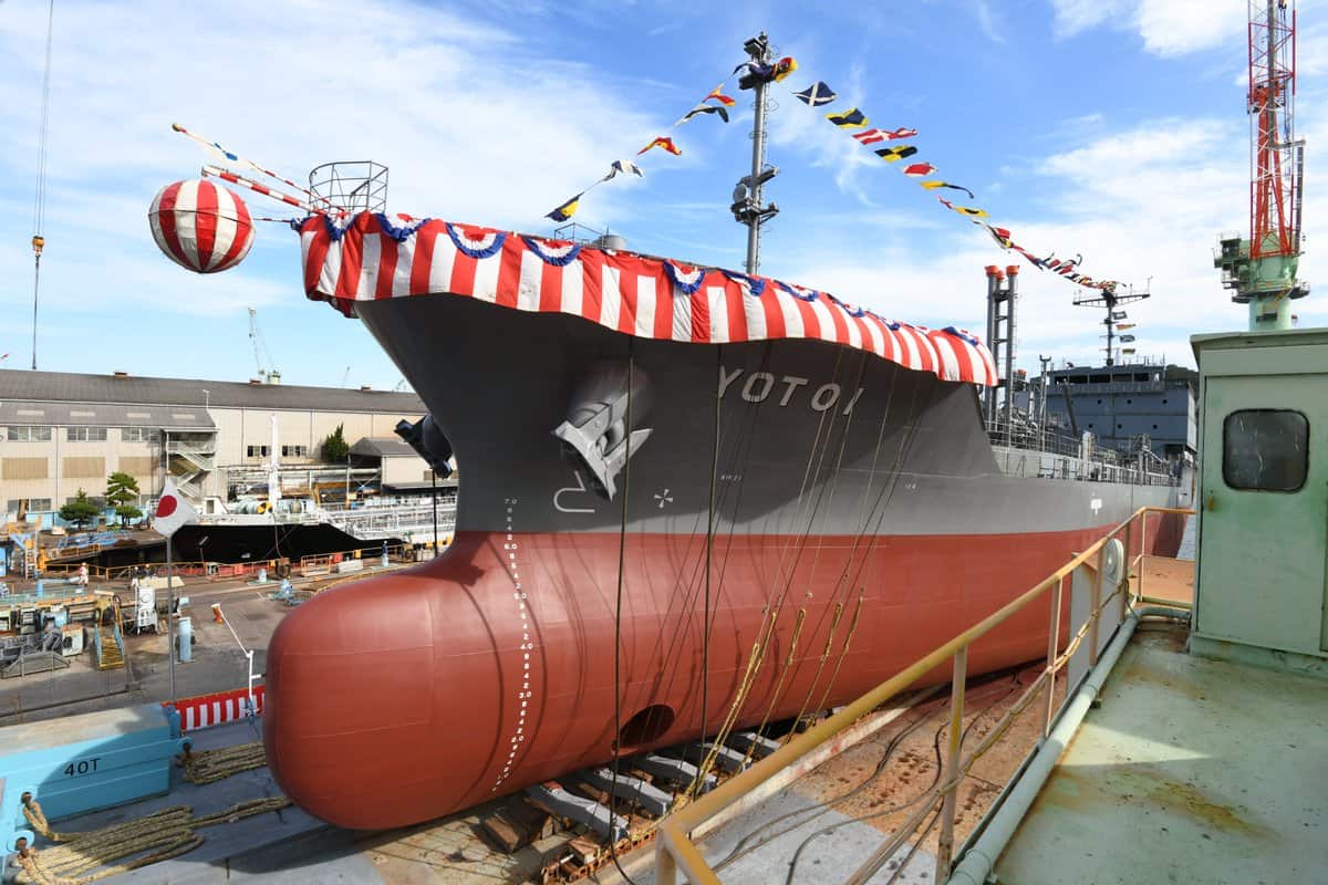 Танкер типу Yard Oiler Tanker (YOT-01) ВМС Японії. Жовтень 2021