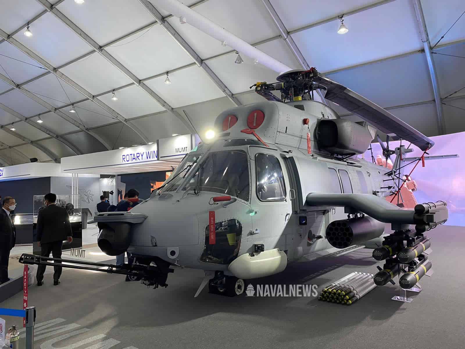 Вертоліт Marine Attack Helicopter з контейнером для безпілотника. Жовтень 2021. Фото: Naval News