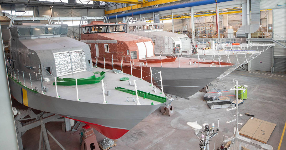 Будівництво патрульних катерів OCEA FPB 98 компанії OCEA. Жовтень 2021. Фото: МВС України