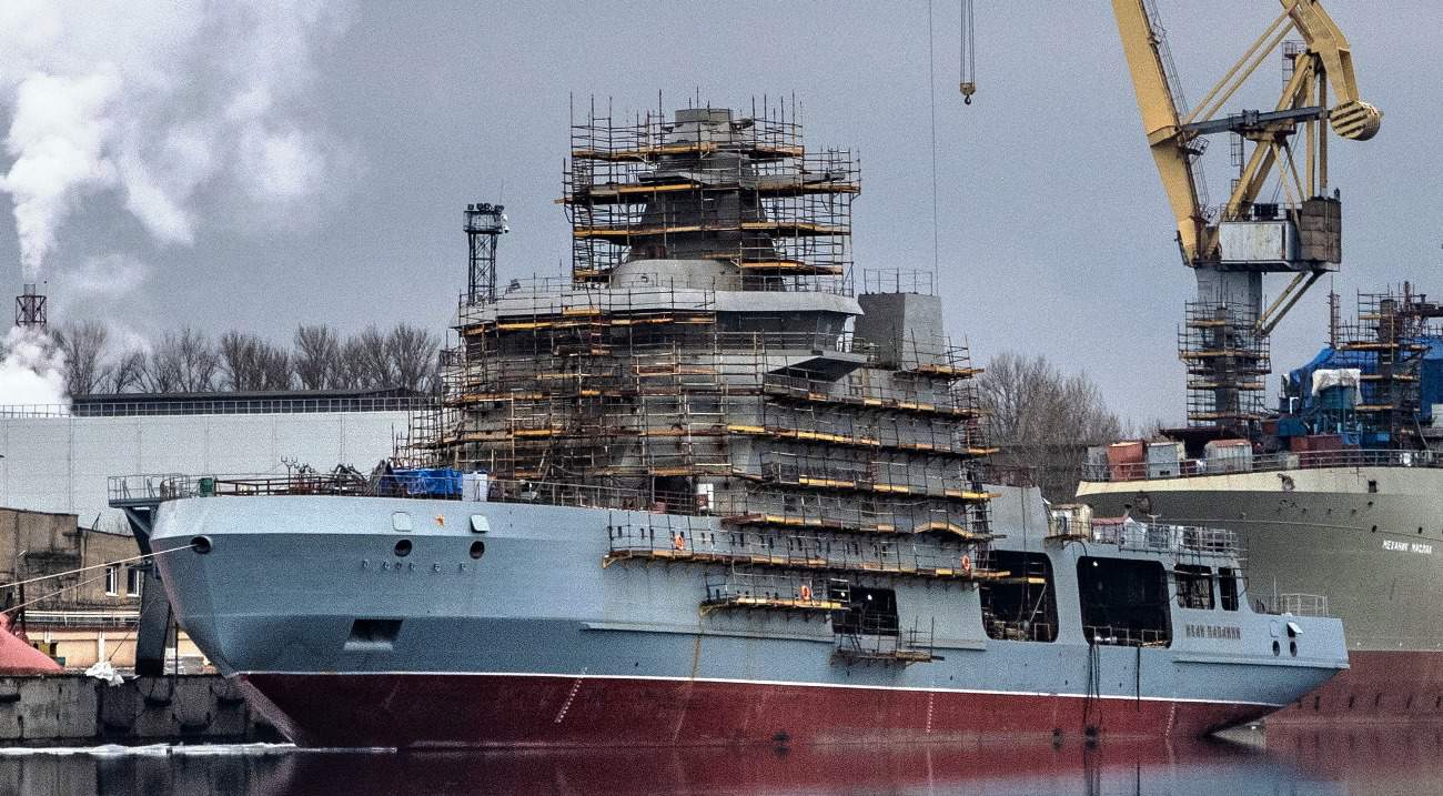 Будівництво патрульного корабля льодового класу «Иван Папанин» проєкту 23550 «Арктика»
