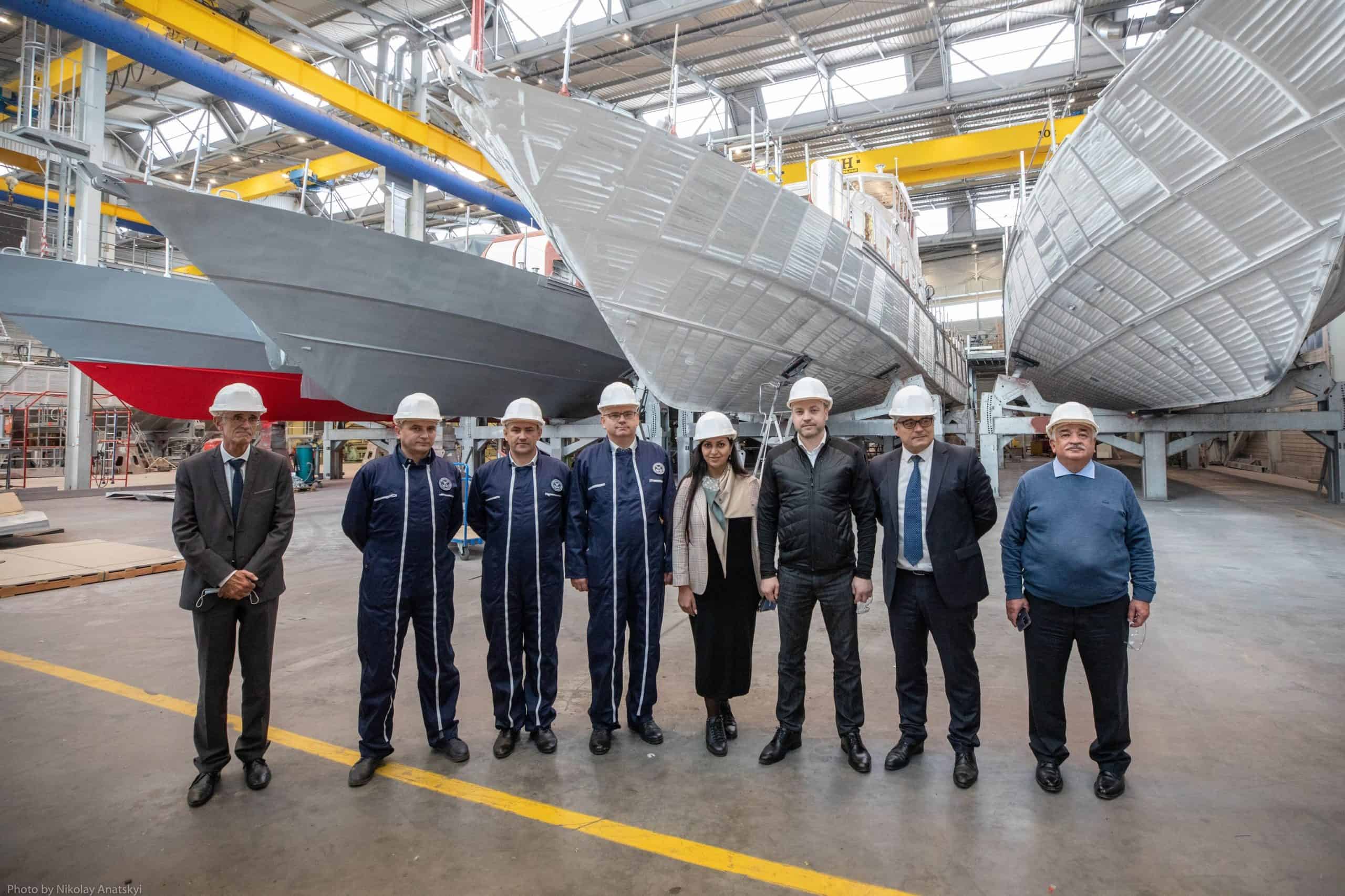 Представники України на суднобудівній компанії ОСЕА. Жовтень 2021. Фото: МВС України