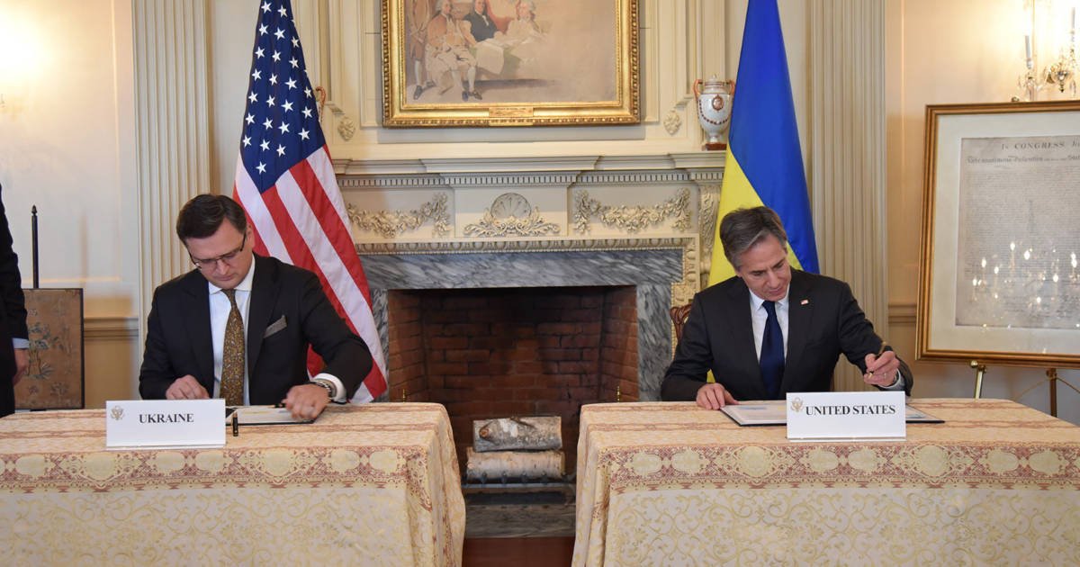 Підписання оновленої хартії між Україною та США. Листопад 2021