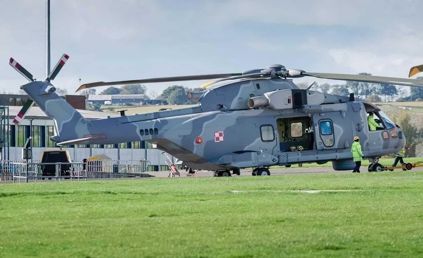 Вертоліт AW101 для ВМС Польщі (б/н ZR285/6201). Листопад 2021. Фото: Liam Toohill