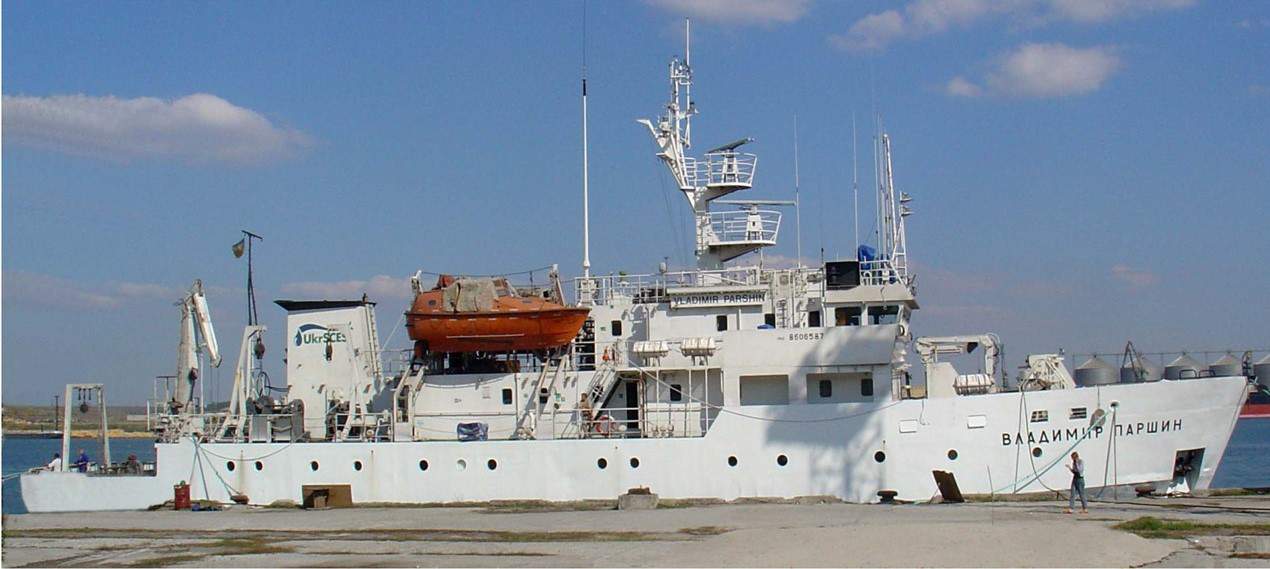Науково-дослідне судно України «Владимир Паршин». Фото з відкритих джерел