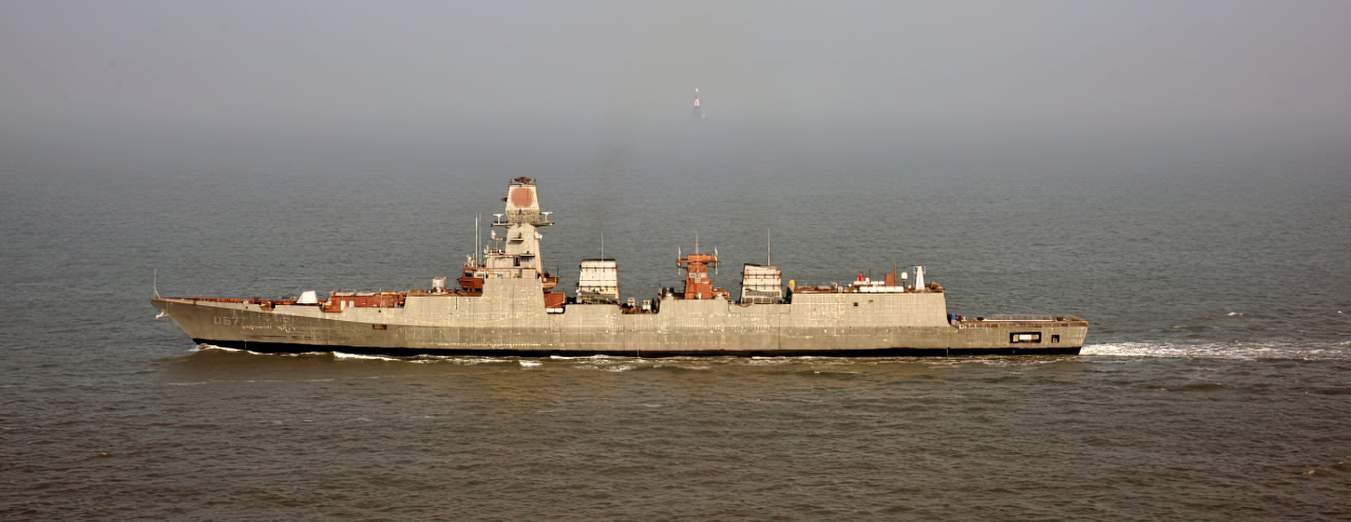 Есмінець Індії «Mormugao» проєкту P15B. Грудень 2021. Фото: МО Індії