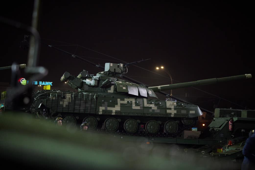 Модернізований танк Т-64 у Харкові 6 грудня 2021 року