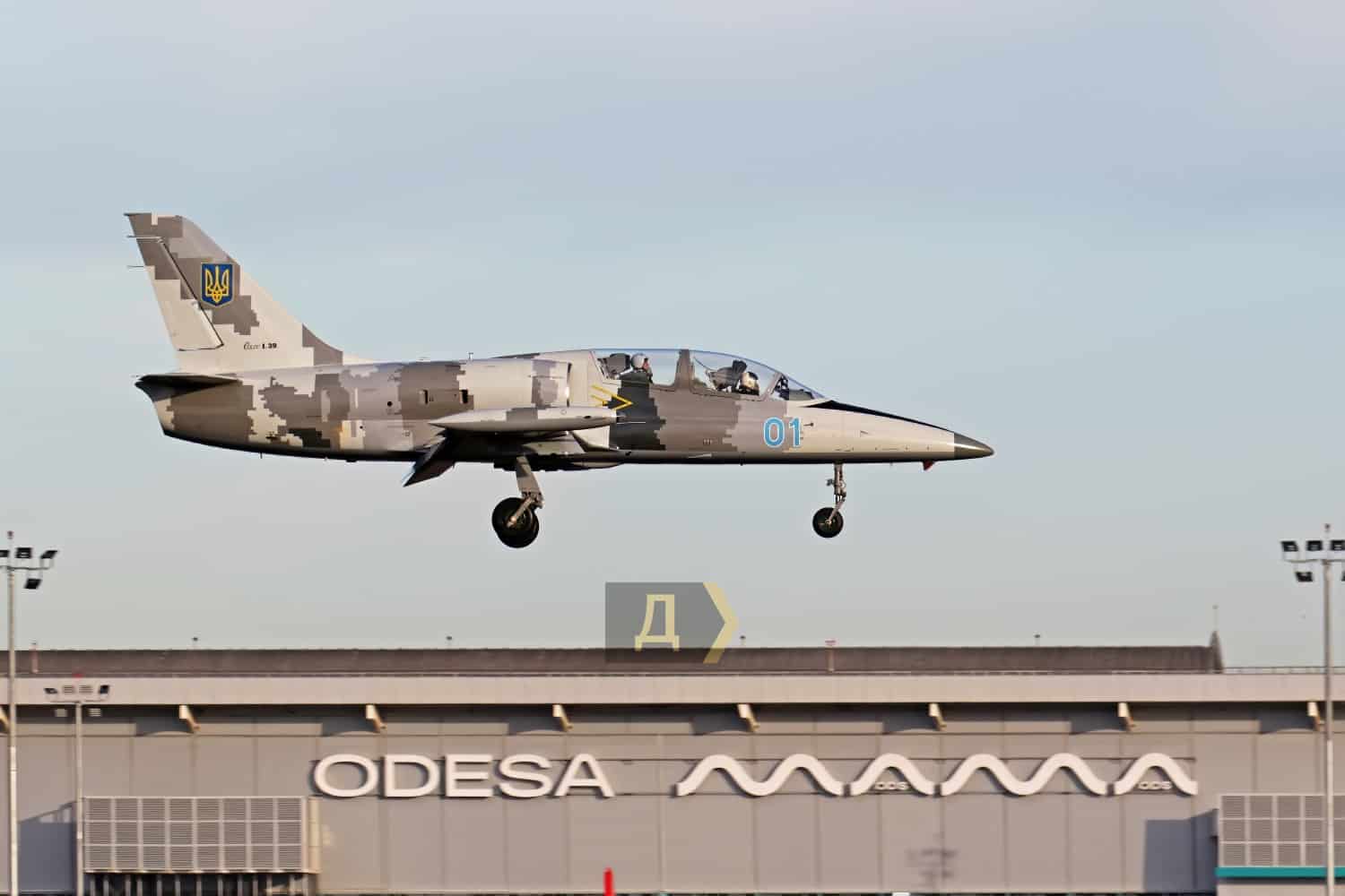 Навчально-тренувальний літак L-39 Повітряних Сил ЗСУ в Одесі після ремонту 1