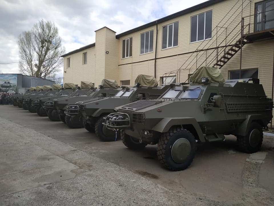 Партія бойових броньованих машин Oncilla 4Х4 L2014-UD переданих 12 травня 2021 року