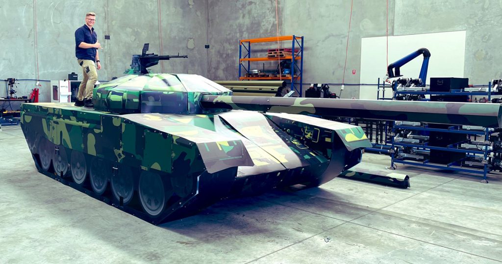 Робомакет танка Т-72 від GaardTech