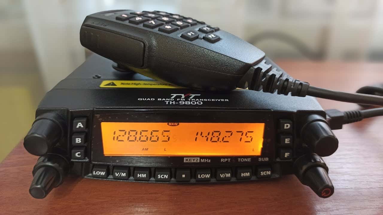 Автомобільна радіостанція TYT-9800