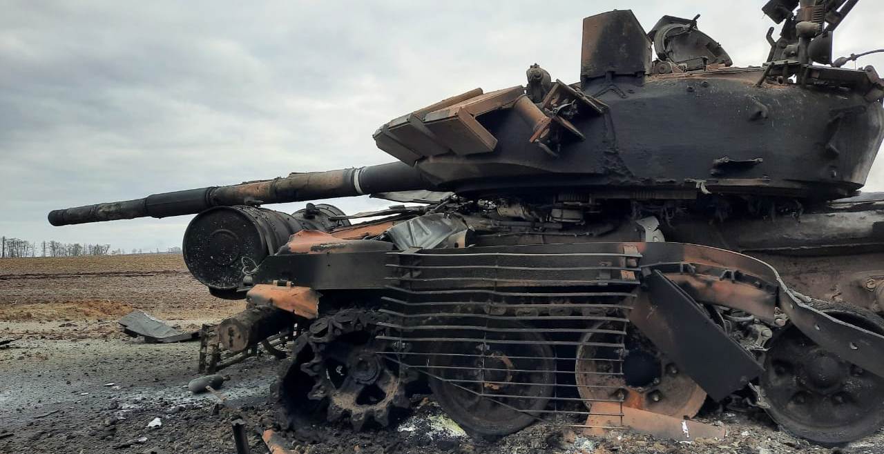 Знищений танк моделі Т-72Б3 російської армії