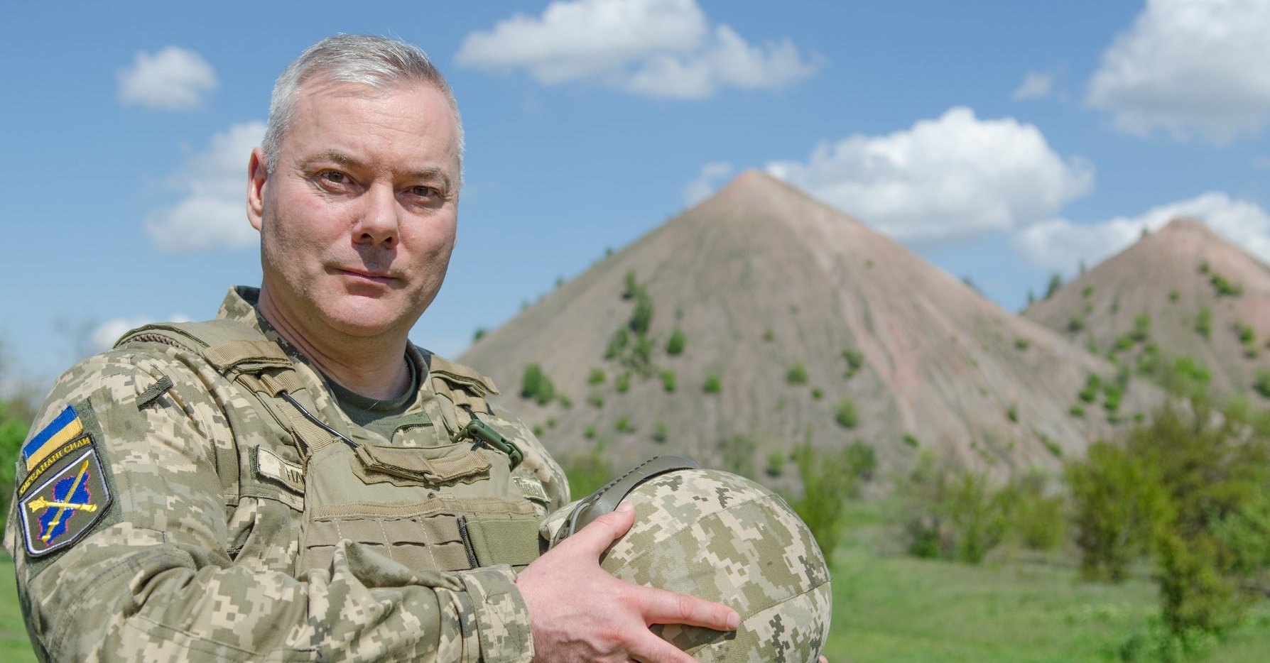 Lieutenant General Serhii Nayev was awarded the title of Hero of ...