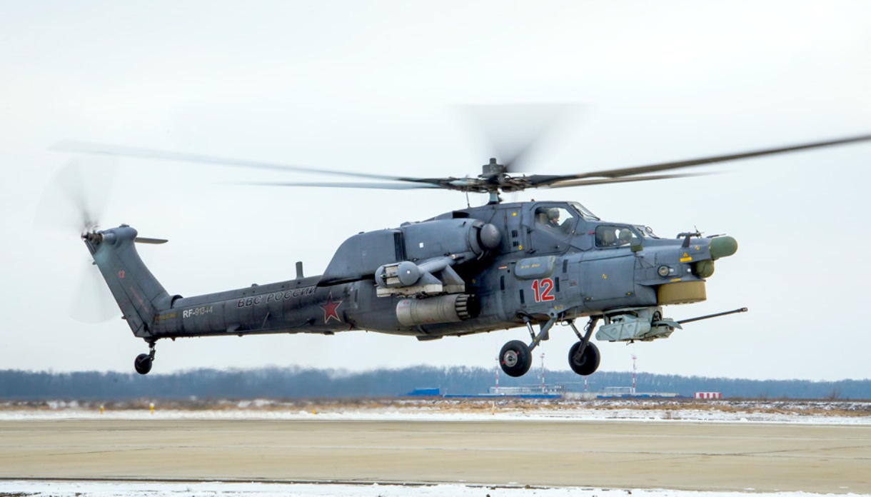 Ми-28Н ПКС РФ із 55-го вертолітного полку в Коренівську. Фото: ЗМІ РФ
