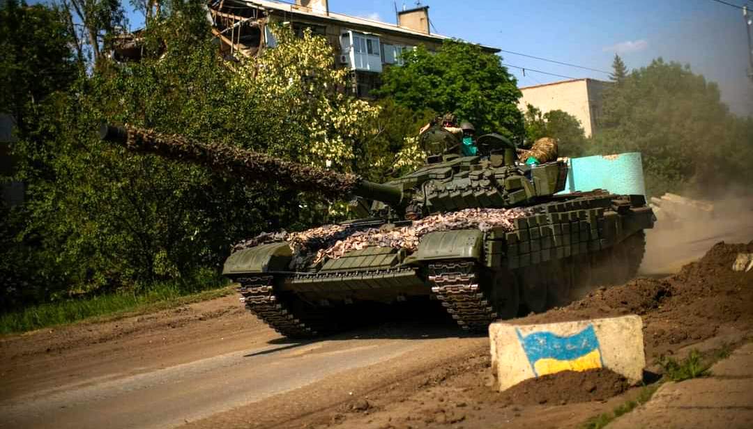 Танк Т-72M1R Збройних Сил України на Донбасі. Травень 2022. Фото: Ukraine Weapons Tracker