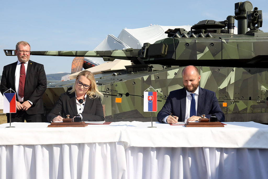 The Czech Republic And Slovakia Will Jointly Purchase The Cv90 Infantry