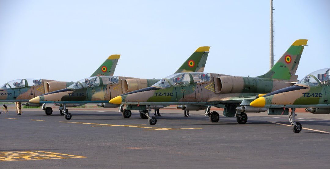Літаки L-39 Повітряних сил Малі передані Росією. Серпень 2022. Малі. Фото: Уряд Малі