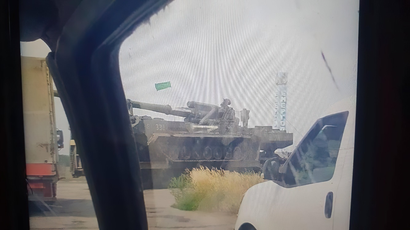  2С7 “Пион” військових Росії біля Енергодару. Серпень 2022. Україна. Фото: ГУР МО