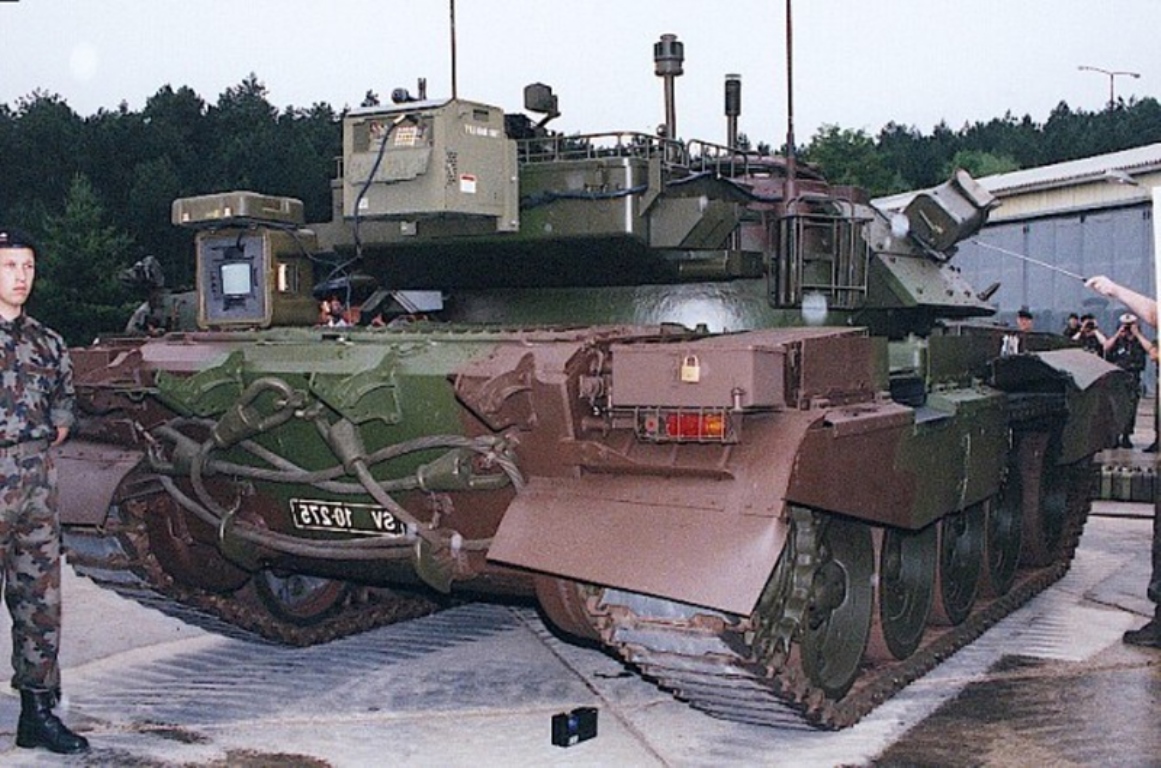 Танк M-55S військових Словенії. Фото з відкритих