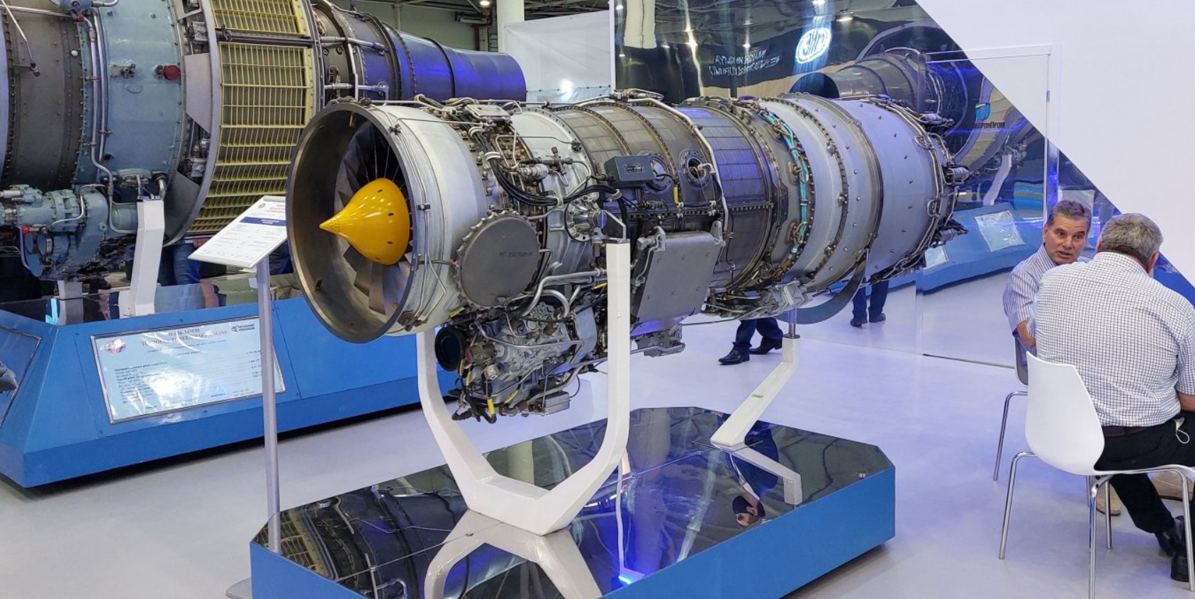 Український реактивний двигун АІ-322Ф на "Зброя та Безпека-2021". 2021 рік. Фото: defence-ua