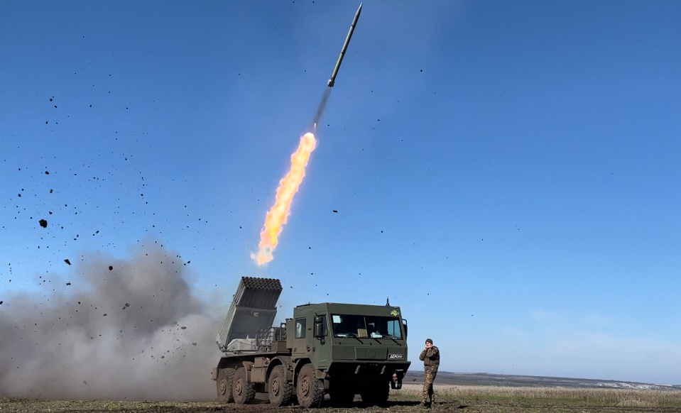 Artillery gunners discussed the use of RM-70 Vampire MLRS in the Donetsk region - Militarnyi