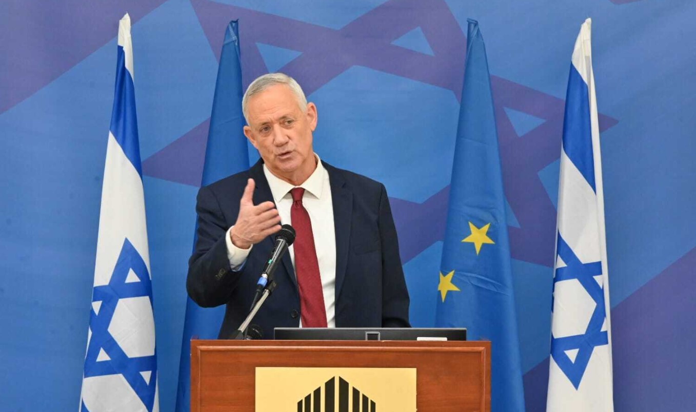 Міністр оборони Ізраїлю Бенні Ганц, виступаючи перед групою послів ЄС. 19 жовтня 2022 року. Фото: timesofisrael