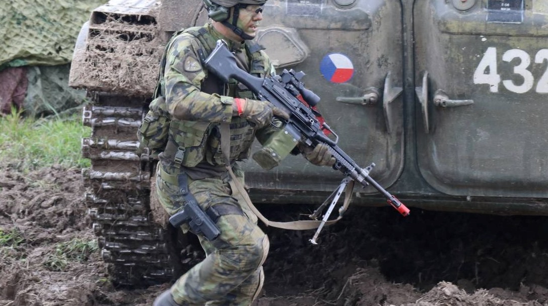 Czechy przeprowadzą szkolenie dla 4 tys. ukraińskich żołnierzy - Militarny